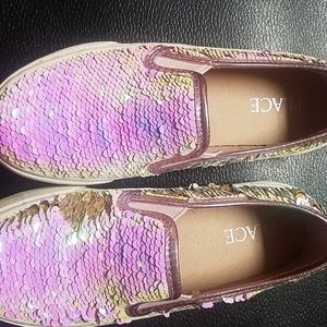Kids school shoes